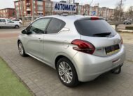 PEUGEOT 208 -AUTOMAAT- VERKOCHT