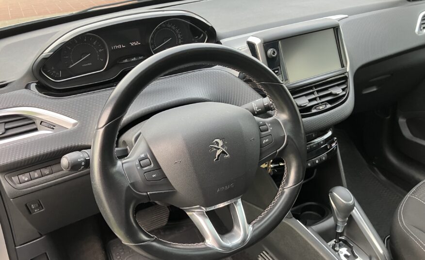 PEUGEOT 208 -AUTOMAAT- VERKOCHT