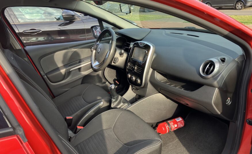 RENAULT CLIO -BREAK- BENZINE-1200-VELE OPTIES-TOPSTAAT