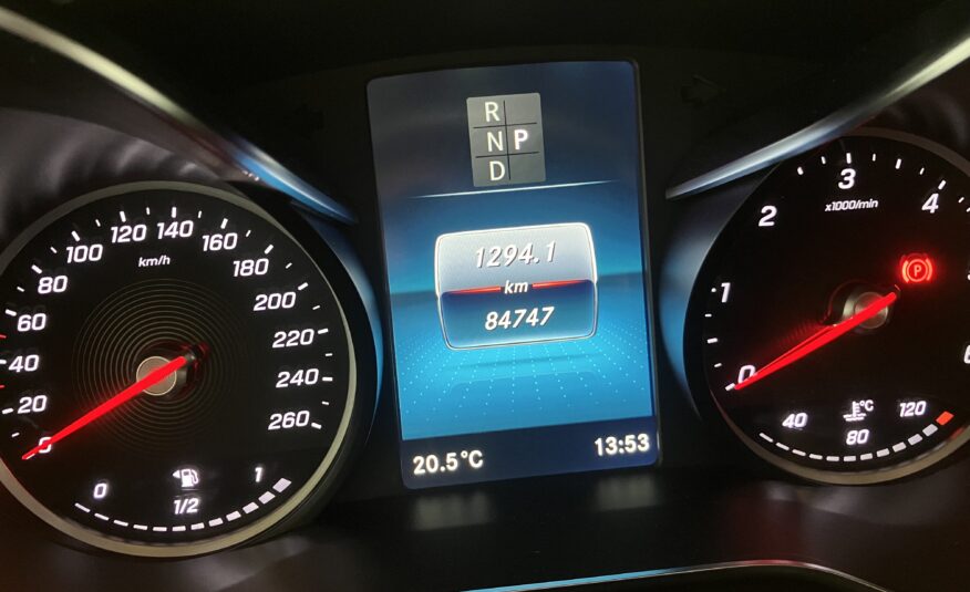 MERCEDES  V KLASSE 220-AUTOMAAT MET VELE OPTIES -TOPSTAAT – 46.500 €